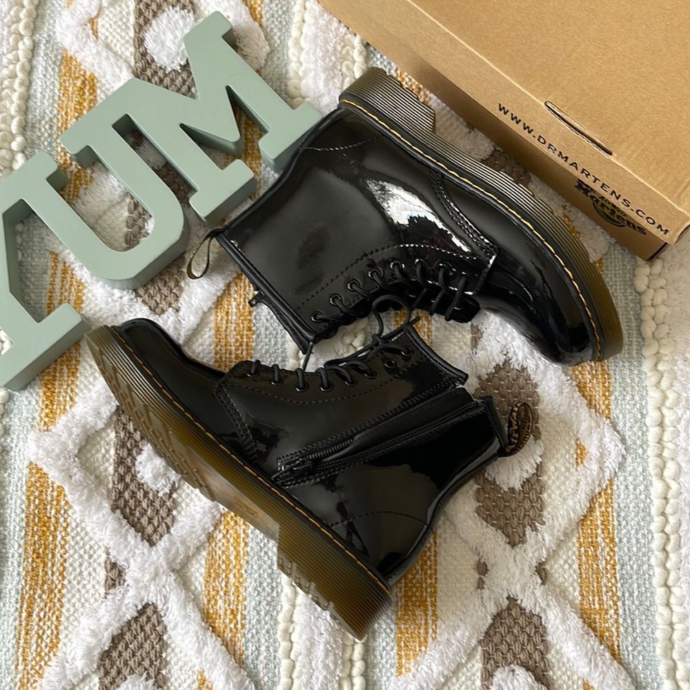 Dr. Martens 1460 Patent Black
